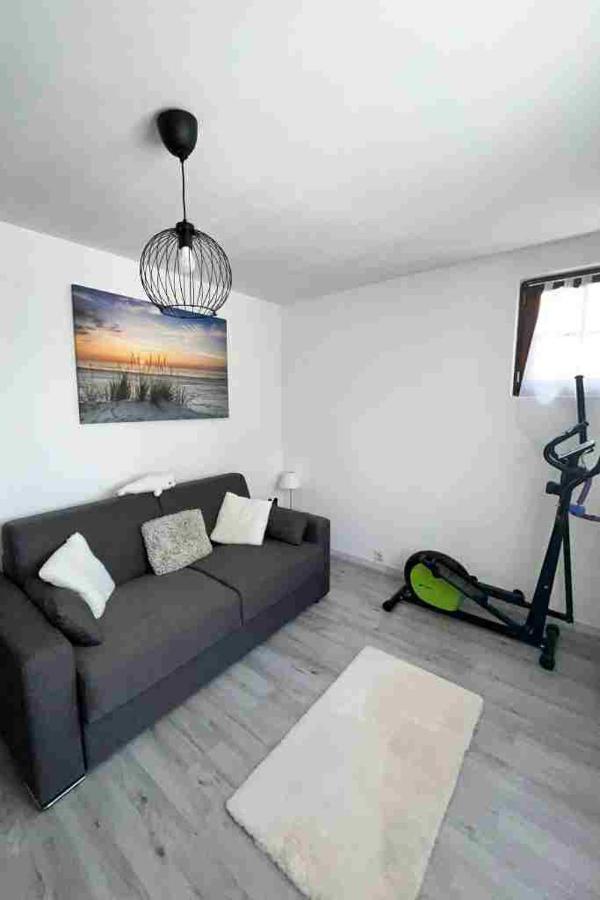 Romantic In The South Of France With A Private Garden , Pool And A Terrace Vakantiehuis Nice